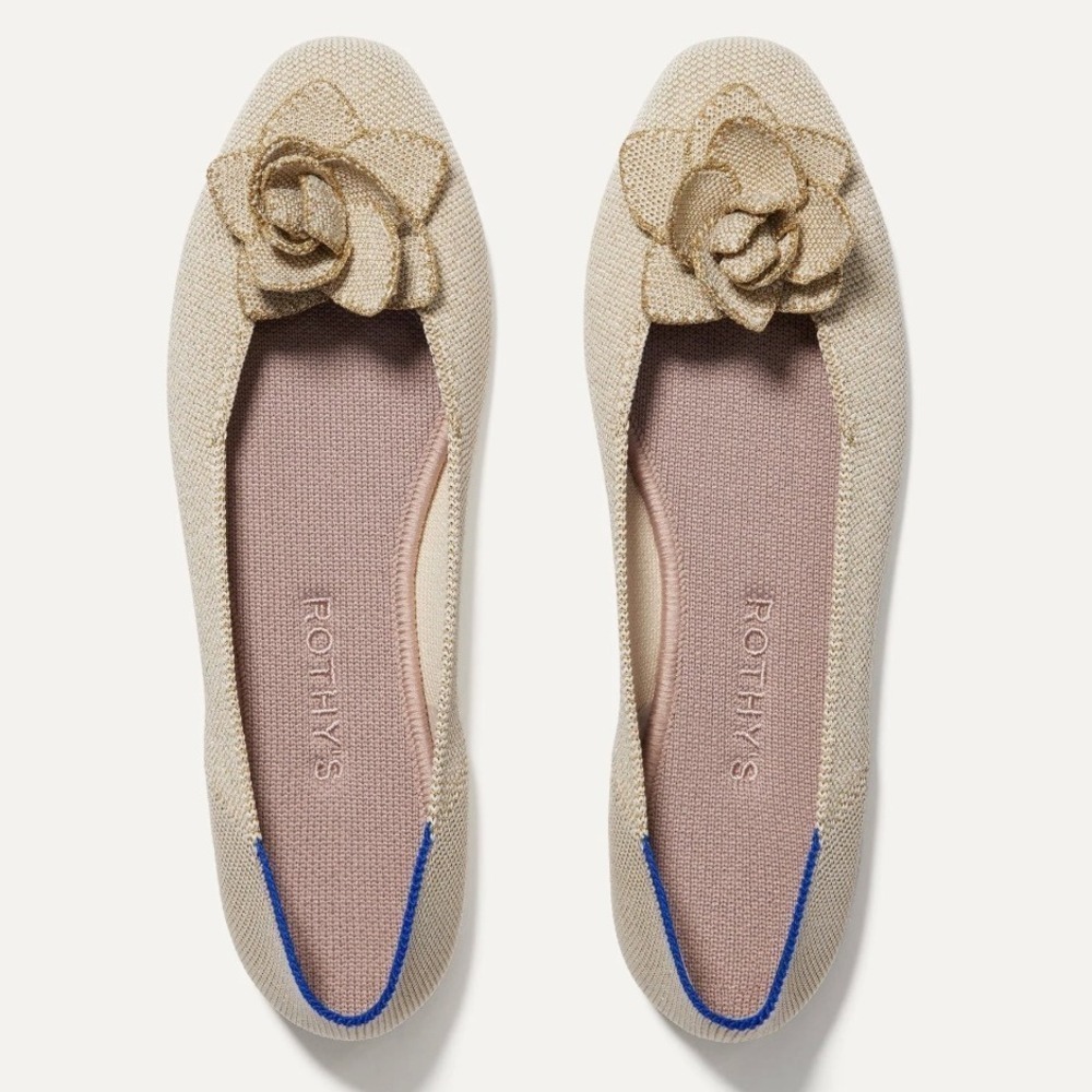 NEW Rothy's Petal Square Flat Light Gold Metallic White Beige Flower Size 9